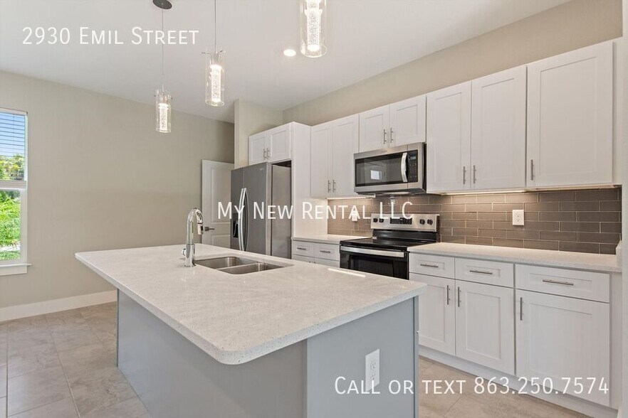 Building Photo - 2930 Emil St