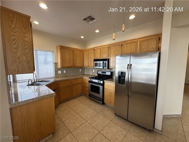 Building Photo - 5541 Cypress Creek St