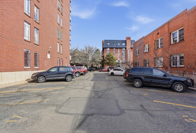 Building Photo - $1,545.94 - 1 Bed, 1 Bath Condo in the Heart of Denver!