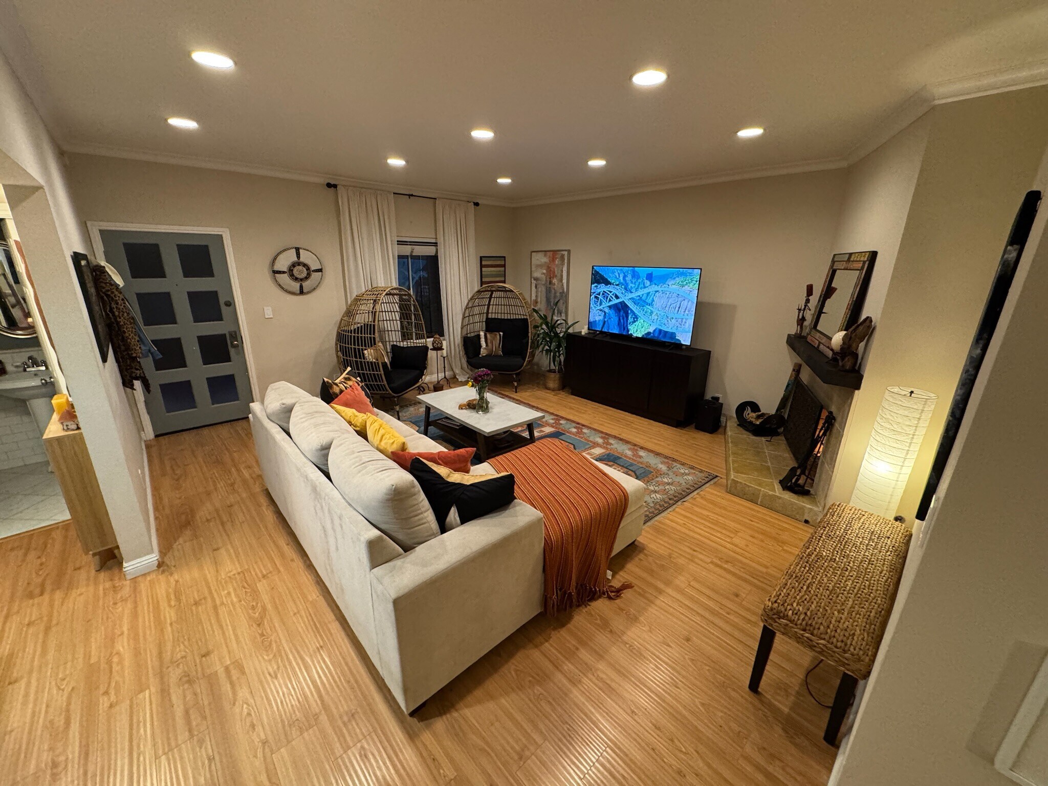 Building Photo - 848 Lincoln Blvd