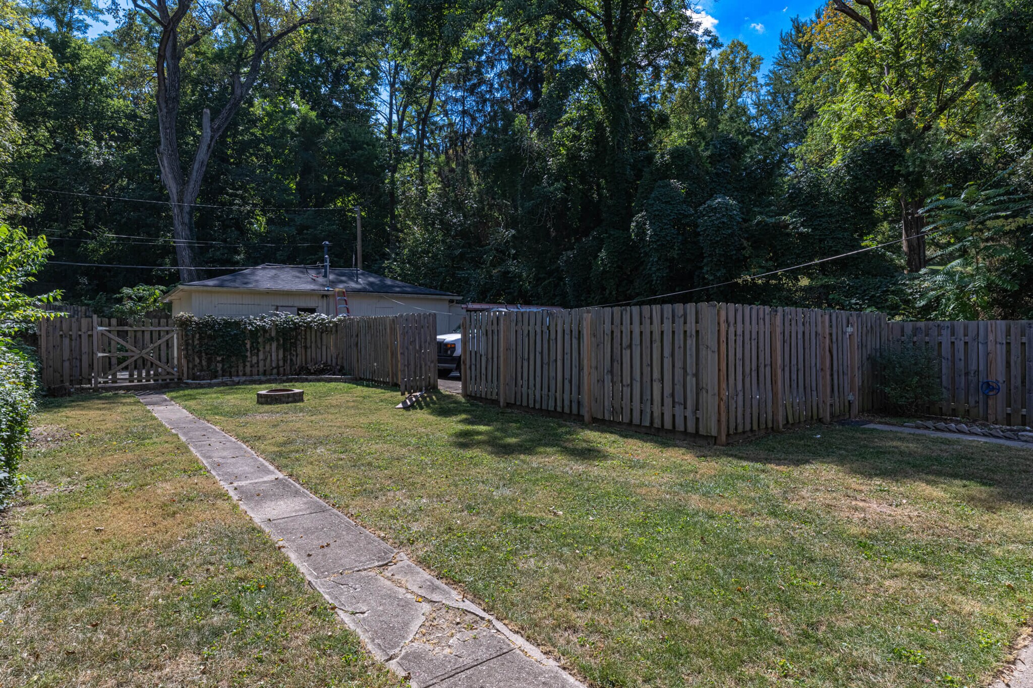 Building Photo - 554 Wyoming St