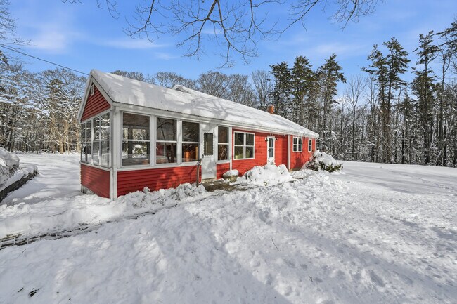 Building Photo - 11 Caribou Dr