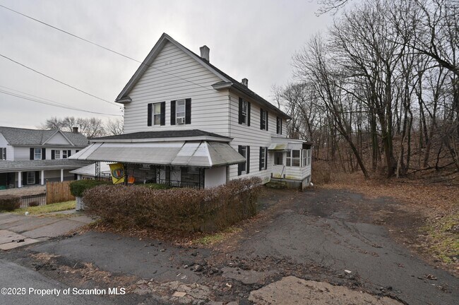 Primary Photo - 1309 Wood St