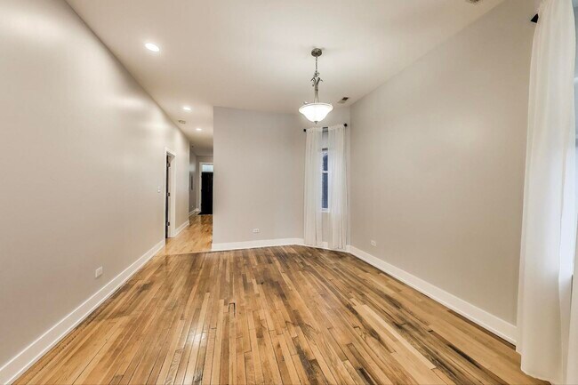 Building Photo - 3939 W Polk St