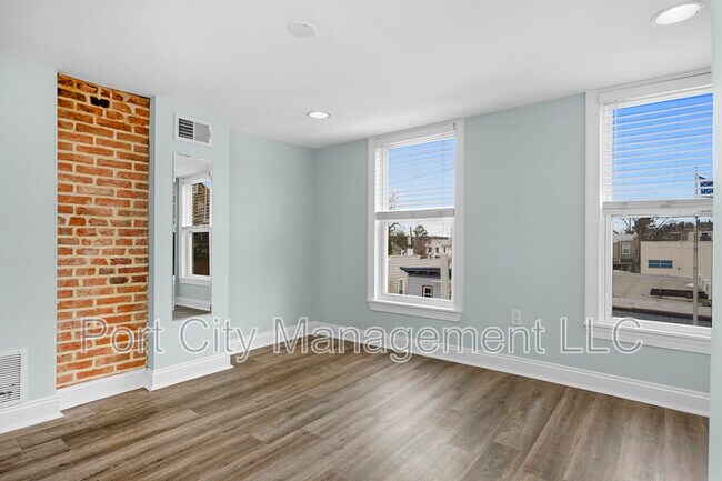 Building Photo - 1201 Union Ave