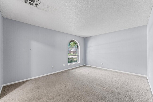 Building Photo - 11914 Meadowtrail Ln