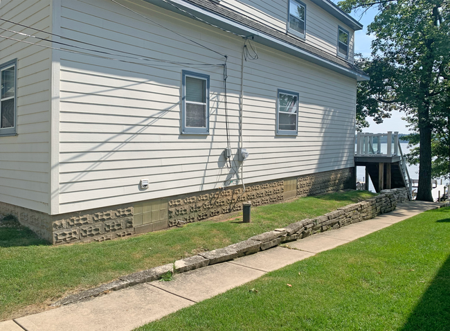 Building Photo - 26855 Kopmeier Dr