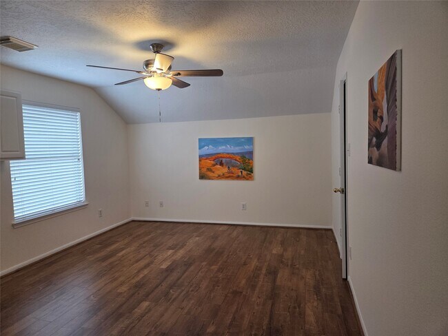 Building Photo - 4306 Lakeside Meadow Dr