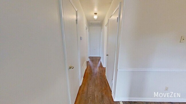 Building Photo - 1308 Juniper St