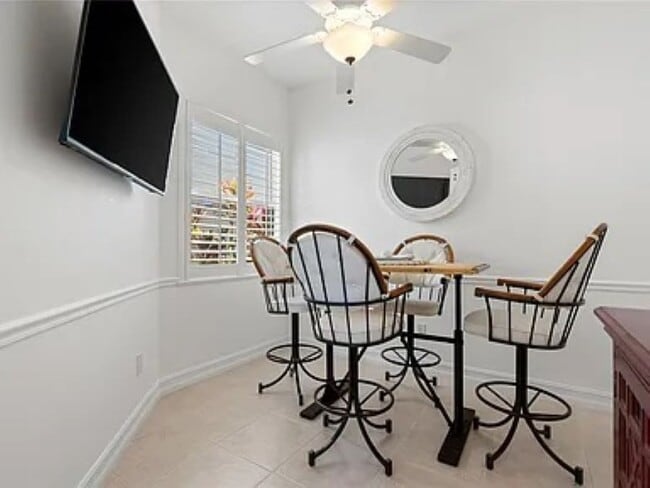 Building Photo - 1945 Bridgepointe Cir