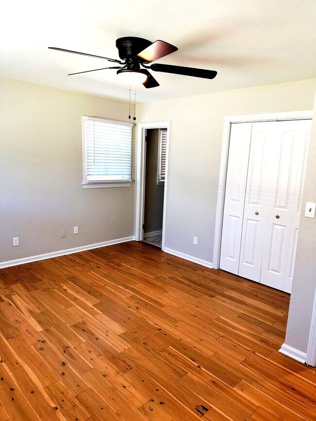 Building Photo - Charming 3BR House in Atlanta
