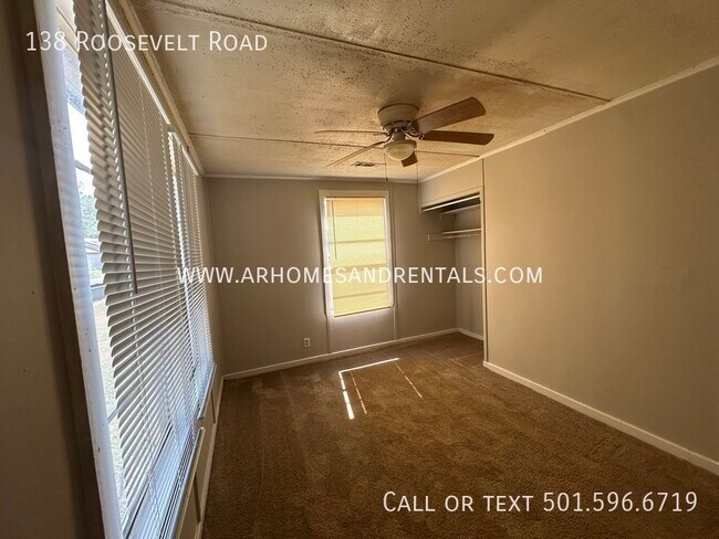 Building Photo - 138 Roosevelt Rd