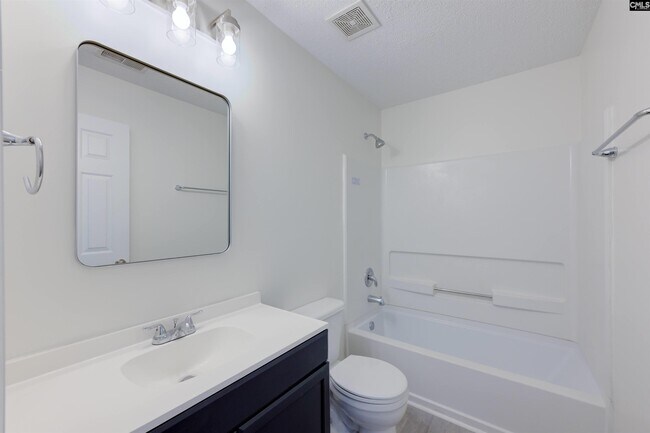Building Photo - 312 E Waverly Pl Ct
