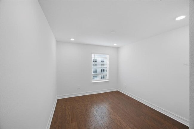 Building Photo - 4510 S Manhattan Ave