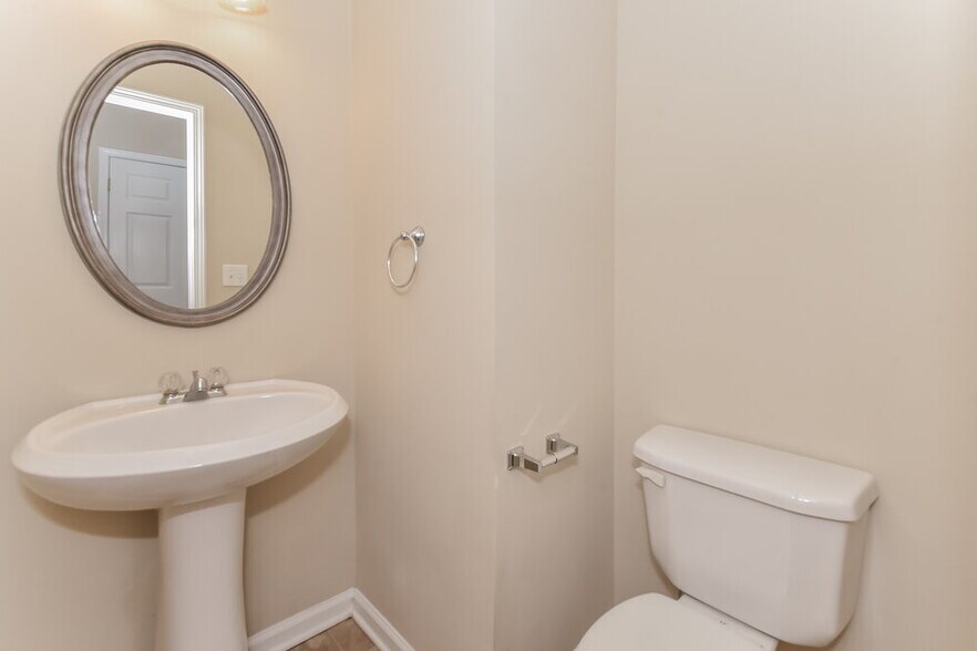 Building Photo - 254 Highland Falls Dr