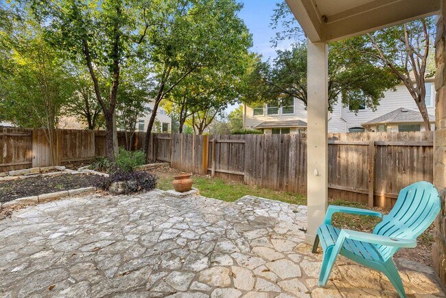 Building Photo - 908 Golden Palomino Ct