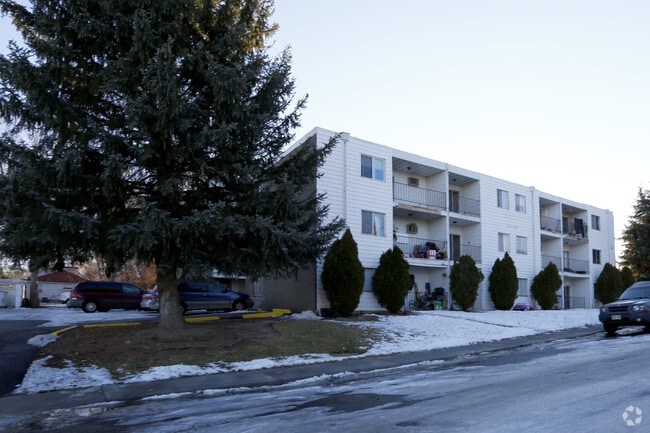 Building Photo - 1829 Warren Ave