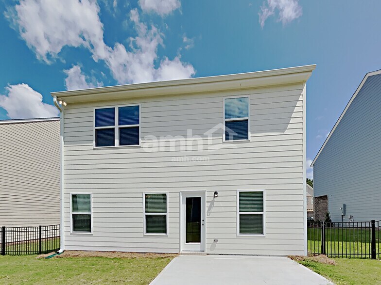 Building Photo - 688 Woodall Rd