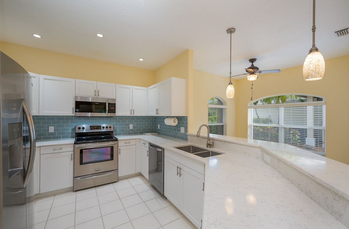 Building Photo - 135 Aquarina Blvd