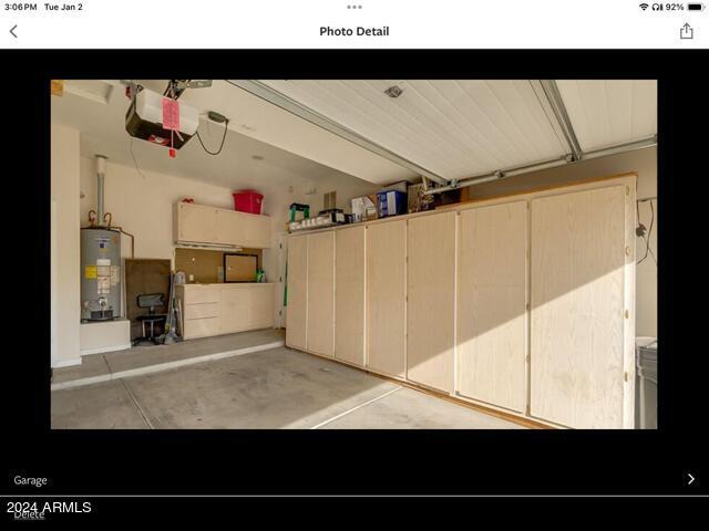 Building Photo - 3922 E Carson Rd