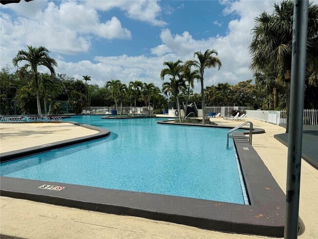 Building Photo - 6970 SW 110th Pl