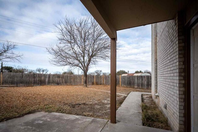Building Photo - 1918 Veterans Blvd