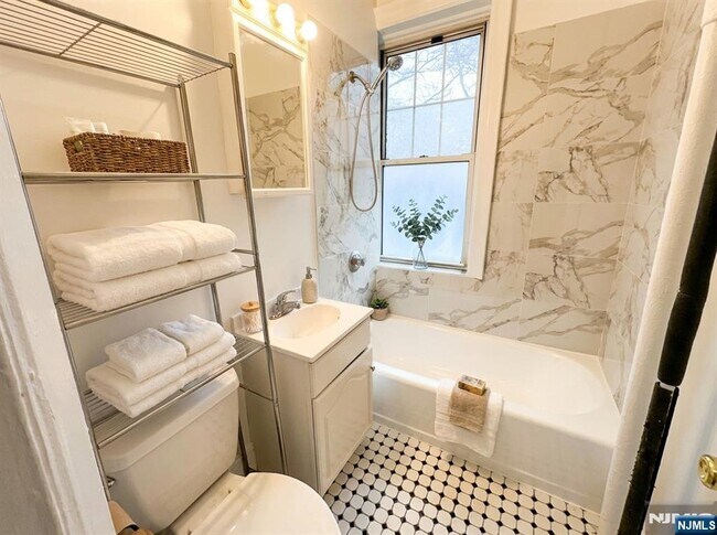 Building Photo - 311 79th St