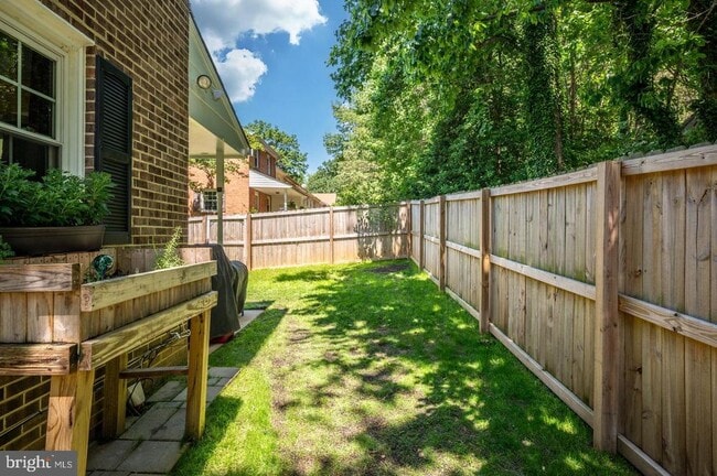 Building Photo - 130 Falmouth Dr