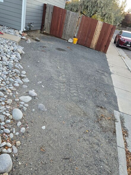 Addl Parking_Drive to RV parking in rear - 8731 Field Way