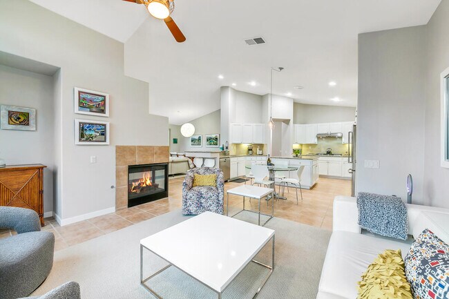 Building Photo - 67361 N Laguna Dr