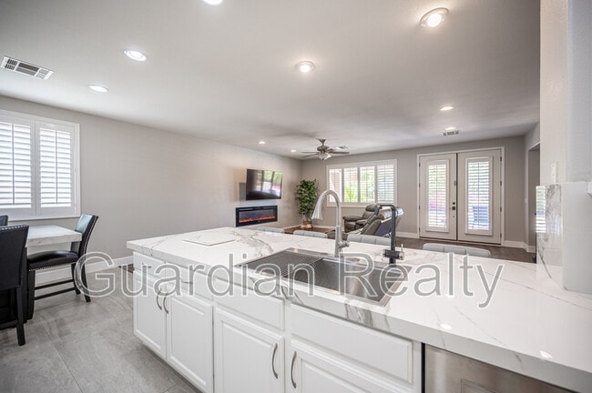 Building Photo - 11112 Pine Greens Ct