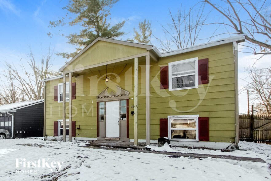 Building Photo - 3526 N Faculty Dr