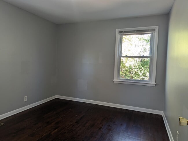 Primary Photo - 2400 Hammond Dr