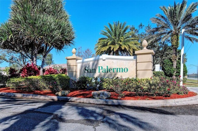 Building Photo - 1501 Napoli Dr W