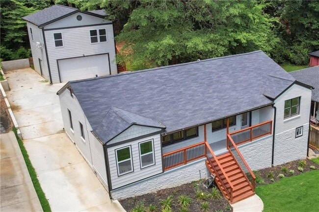 Primary Photo - 720 N Parkwood Rd