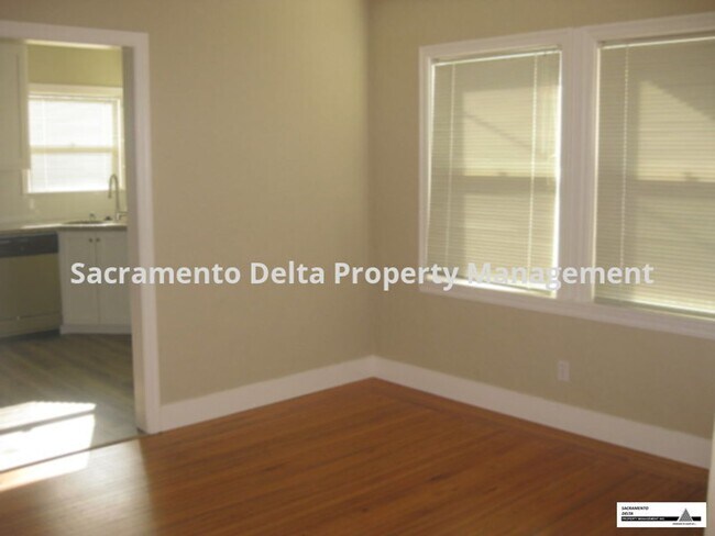 Building Photo - Wonderful 2 Bedroom Home Close to US Davis Med Center