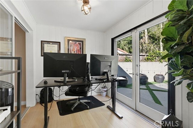 Building Photo - 5244 Vanalden Ave