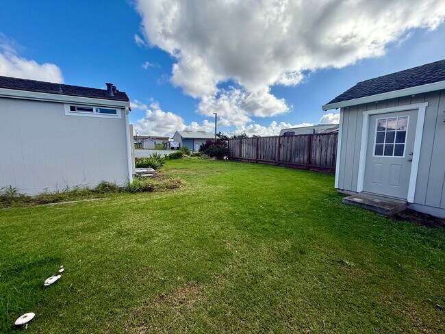 Building Photo - 600-606 Dolan Rd