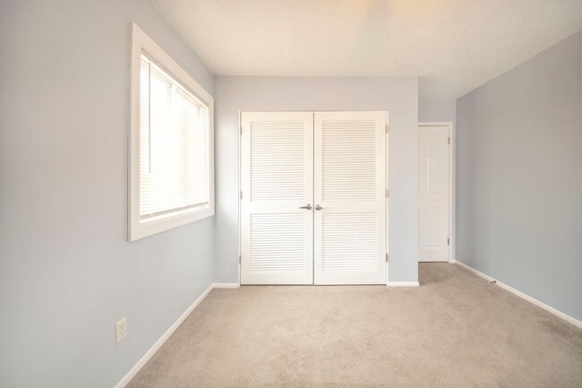 Interior Photo - KAH Properties - 350 Building