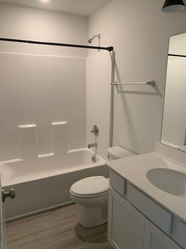 Building Photo - 7114 Luna Mae Ct