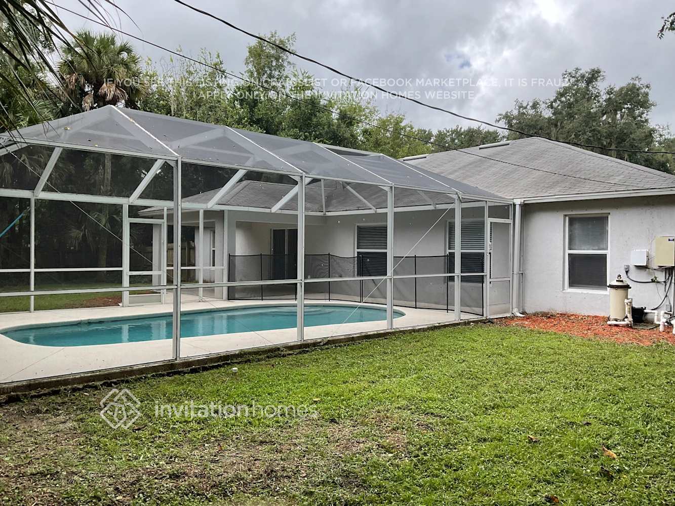 Building Photo - 2029 Needle Palm Dr