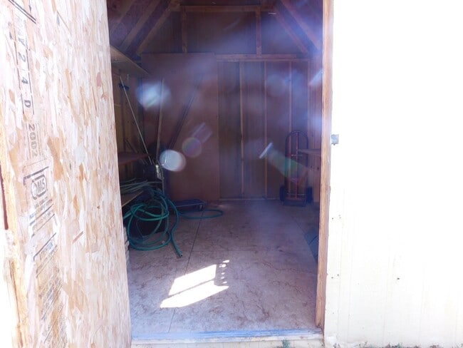 Building Photo - Home in Paradise Hills Sub-Division