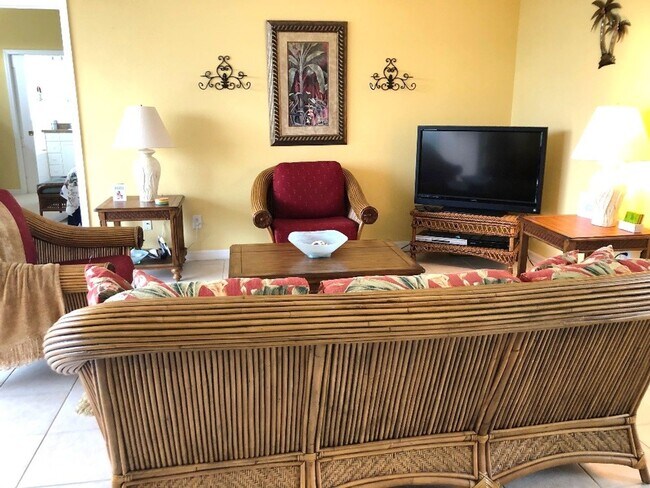 Building Photo - NEW PRICE! Venice, FL 3BR/2BA/1CG Seasonal Rental in Courtyards of Gondola Park