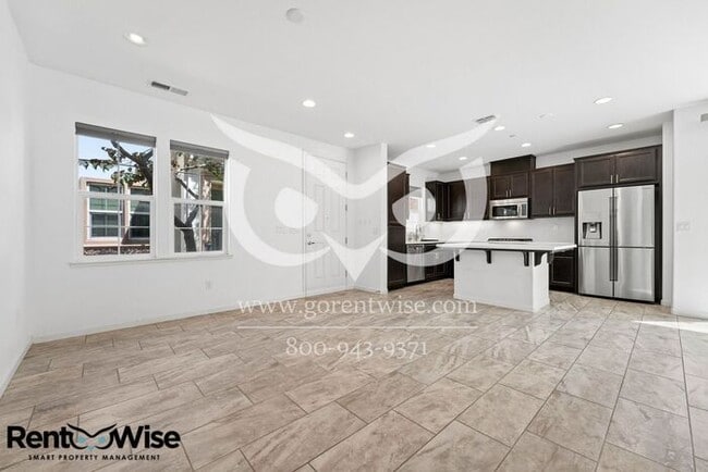 Building Photo - 1548 Glenn St