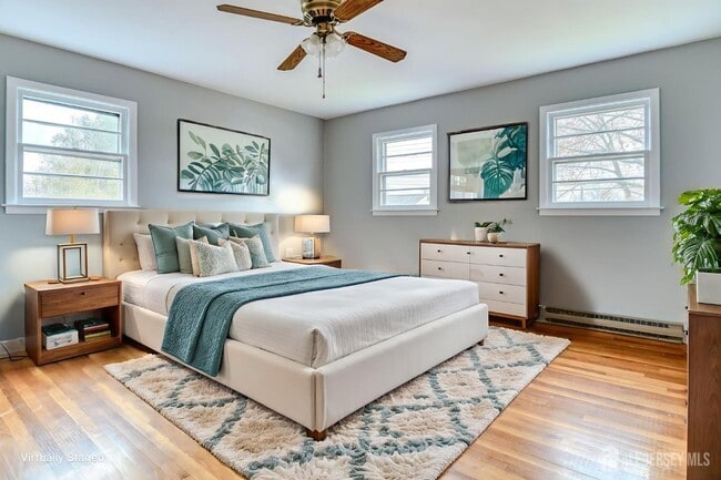 Building Photo - 347 Lincoln Blvd