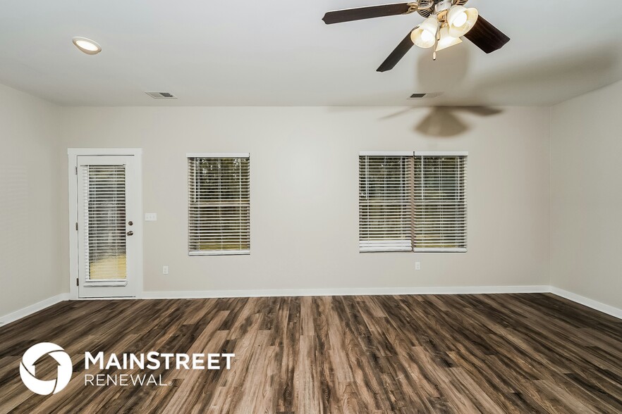 Building Photo - 635 Briar Ridge Cir