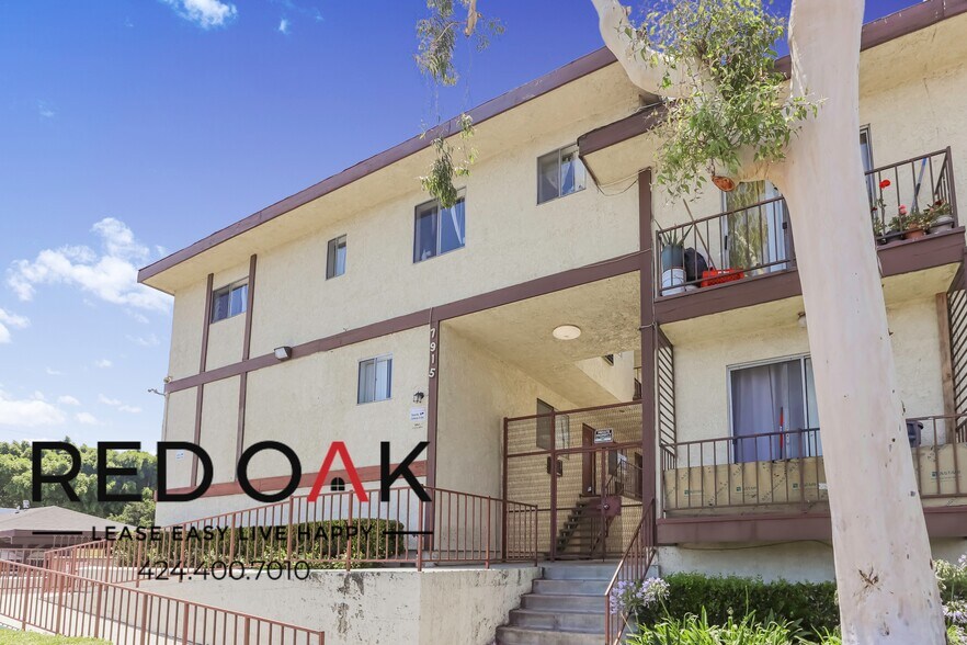 Building Photo - 7915 Vineland Ave