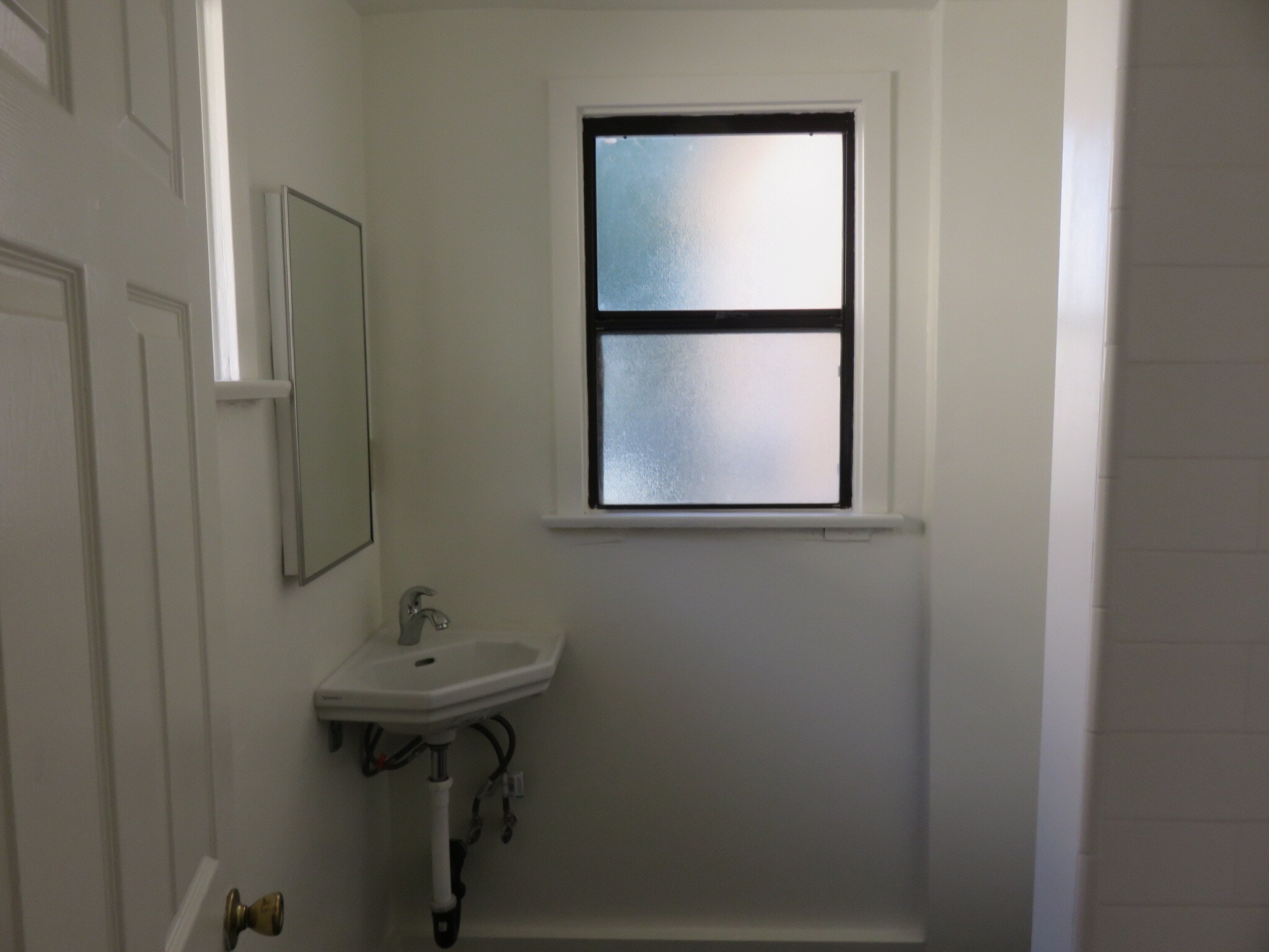 Building Photo - 508 Allen Ave