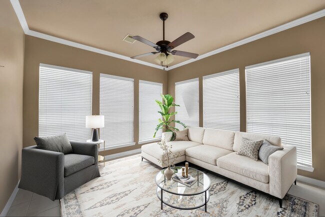 Building Photo - 1522 Meadowstar Dr