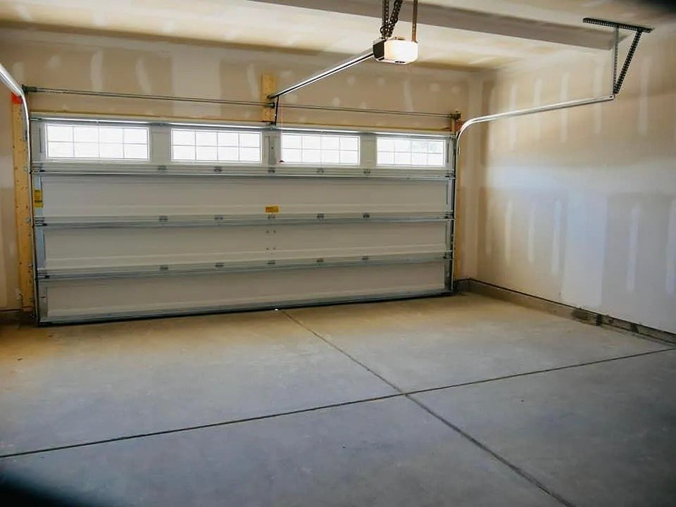 Building Photo - 172 Sears Rdg Ln